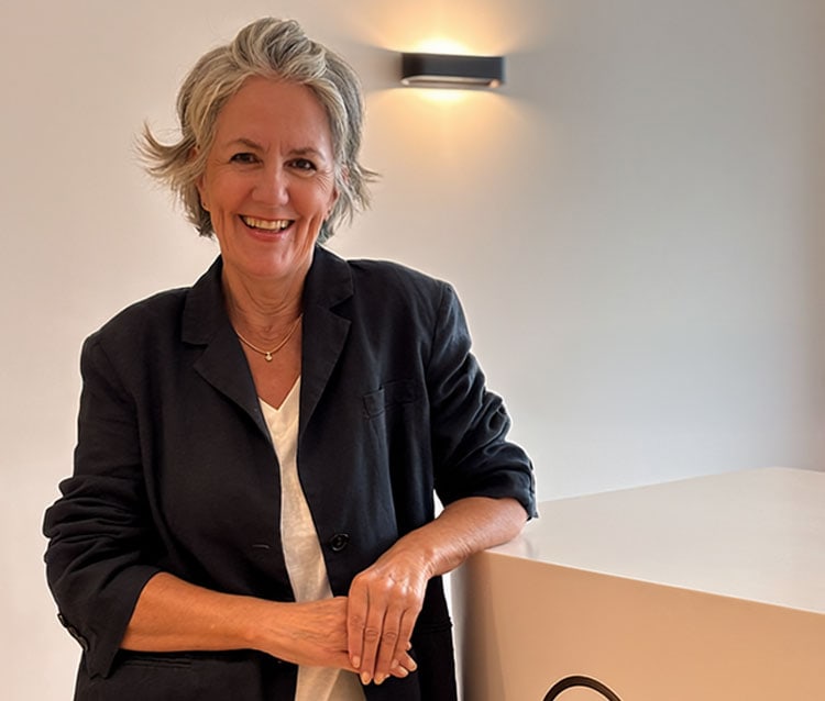 Rita Ratz, DGKP (Diplomierte Gesundheits- und Krankenpflegerin) bei der Augenklinik Rheinblick
